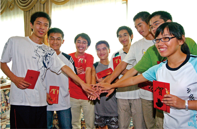 28年，公益慈善4001百老汇是认真的！